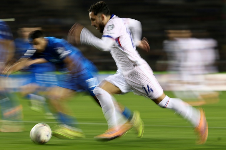 Rayan Cherki lors de la victoire des Français 3-1 en Azerbaïdjan pour la dernière journée des qualifications pour le Mondial-2026, le 16 novembre 2025 à Bakou