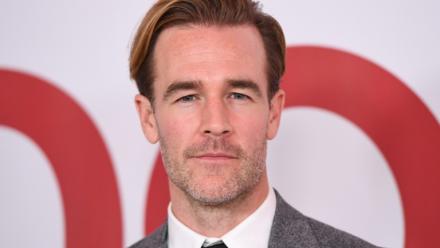 L'acteur américain James Van Der Beek arrive pour la projection du film "Downsizing" le 18 décembre 2017 au Regency Village Theatre de Los Angeles, en Californie
