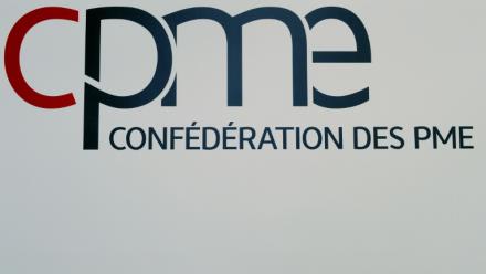 La CPME demande aux candidats aux municipales de mars "d'adopter le réflexe PME" et leur propose de signer une "charte d'engagements" en faveur du développement économique local