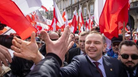 Karol Nawrocki, candidat à l'élection présidentielle en Pologne, le 12 avril 2025, à Varsovie