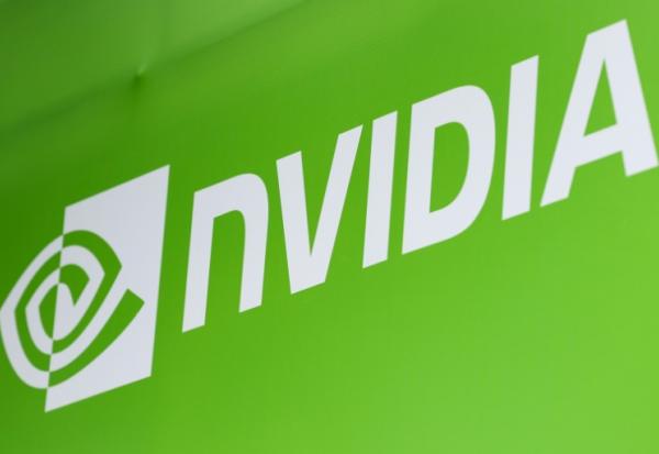 Les géants américains des semi-conducteurs Nvidia et Advanced Micro Devices ont accepté de verser au gouvernement américain 15% de leurs revenus provenant de la vente de puces IA à la Chine
