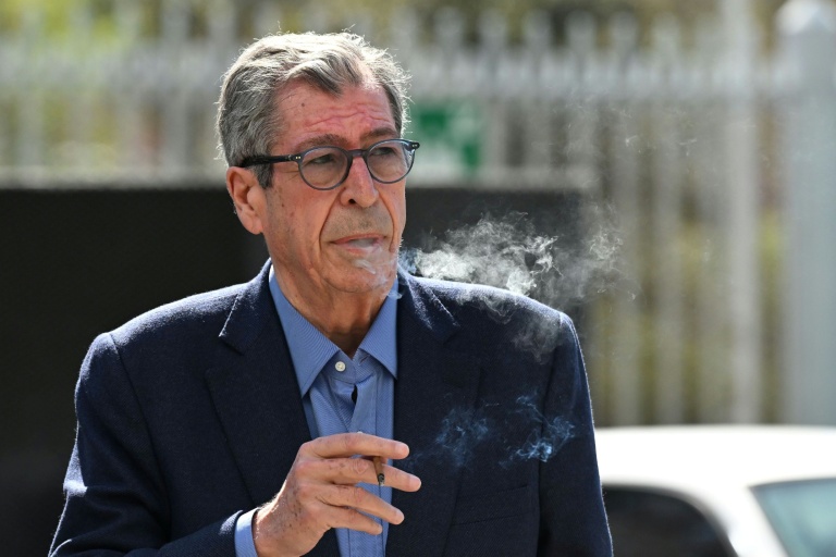 L'ancien maire de Levallois-Perret (Hauts-de-Seine) Patrick Balkany arrive au tribunale de Nanterre le 4 avril 2023