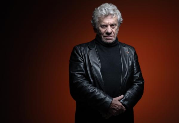 Le photoreporter français Patrick Chauvel pose le 13 octobre 2026 à Paris