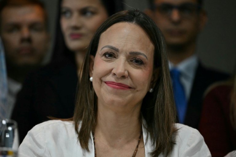 La figure de l'opposition vénézuélienne Maria Corina Machado assiste à une conférence de presse à Panama, le 23 mai 2026
