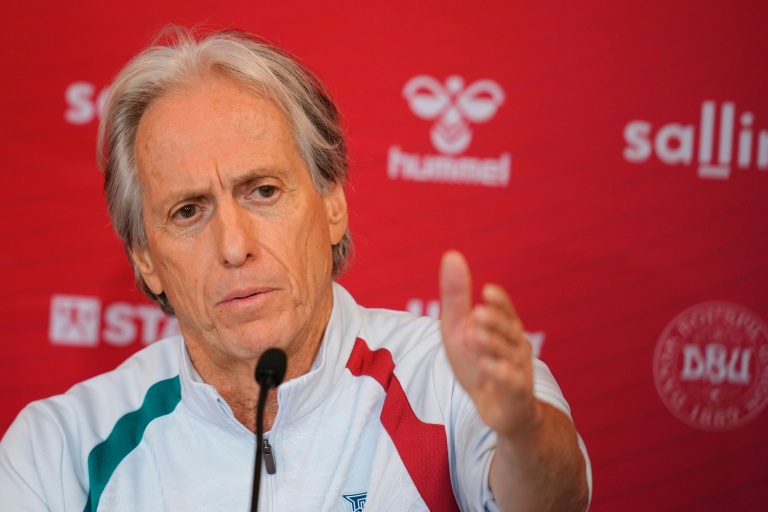 Le sélectionneur du Portugal Jorge Jesus, en conférence de presse, le 30 septembre 2026 à Helsingor au Danemark