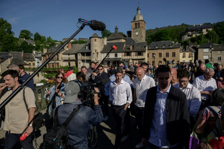 L'ancien Premier ministre et secrétaire général du parti Renaissance Gabriel Attal  participe à une fête de la transhumance Saint-Geniez-d'Olt, dans l'Aveyron, le 23 mai 2026