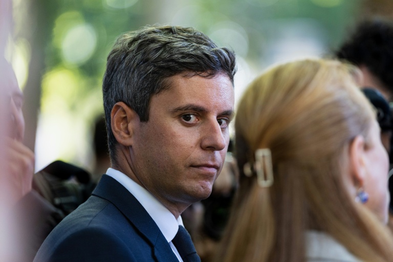 Gabriel Attal, scrétaire général de Renaissance et candidat à la présidentielle de 2027, lors d'une visite à la braderie de Lille, le 5 septembre 2026 dans le Nord