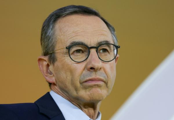 Bruno Retailleau participe à un débat avec d'autres candidats à l'élection présidentielle, le 27 août 2026 à Paris