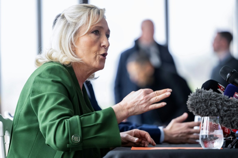 Marine Le Pen,  présidente du groupe parlementaire du RN, le 17 janvier 2026 à Marseille