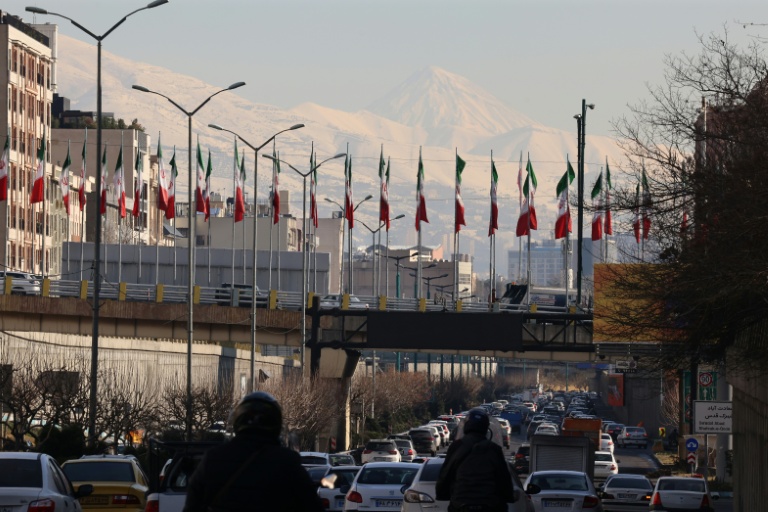Trafic routier dans l'ouest de Téhéran, le 4 janvier 2026