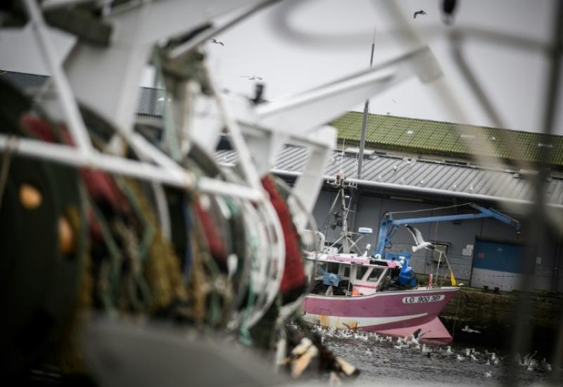 Le président du comité national des pêches appelle à "lever les obstacles" au renouvellement de la flotte de pêche française
