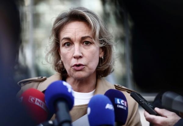 La secrétaire générale de la CFDT Marylise Léon a demandé mardi aux députés de "donner un premier coup d'arrêt" à la réforme des retraites en votant sa suspension mercredi à l'Assemblée nationale.