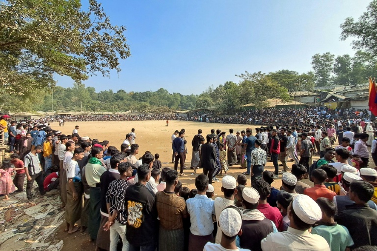 Des réfugiés rohingyas au camp de Kutupalong, le 10 janvier 2026 à Ukhia, au Bangladesh