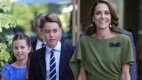 Catherine, princesse de Galles (à dr.), le prince George (au centre) et la princesse Charlotte à Wimbledon pour la finale du simple messieurs, le 12 juillet 2026