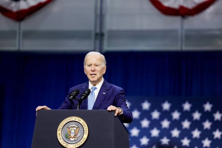 Le président des Etats-Unis Joe Biden prononce un discours à Virginia Beach, dans l'Etat de Virginia, le 28 février 2023