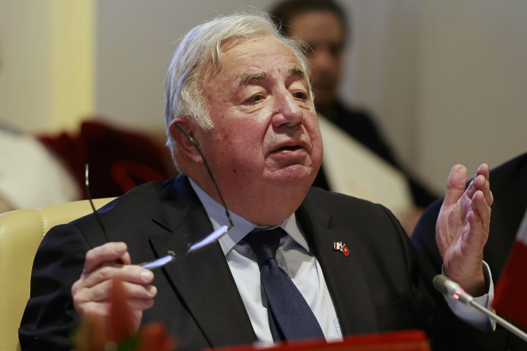 Le président du Sénat Gérard Larcher le 29 janvier 2026 à Rabat, au Maroc