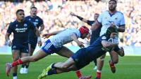 L'alier écossais Darcy Graham marque un essai contre la France, au stade de Murrayfield à Edimbourg, lors du Tournoi des six nations le 7 mars 2026 