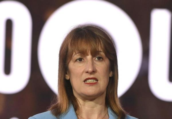 La présentation devant le Parlement britannique de ce budget très attendu aura lieu le 26 novembre, a précisé dans une déclaration à la presse la ministre Rachel Reeves.
