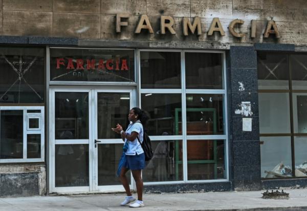 Cuba, en proie à une sévère crise économique et mis sous pression par Washington, a annoncé le 29 juillet 2026 l'ouverture de nombreux secteurs de son économie aux acteurs privés, notamment les pharmacies