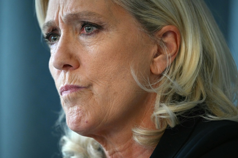 La candidate RN à la présidentielle Marine Le Pen à Moissac dans le Tarn-et-Garonne le 12 octobre 2026