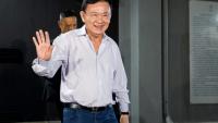 L'ancien Premier ministre et homme d'affaires thaïlandais Thaksin Shinawatra quitte le siège du Parti Pheu Thai à Bangkok, le 29 août 2025