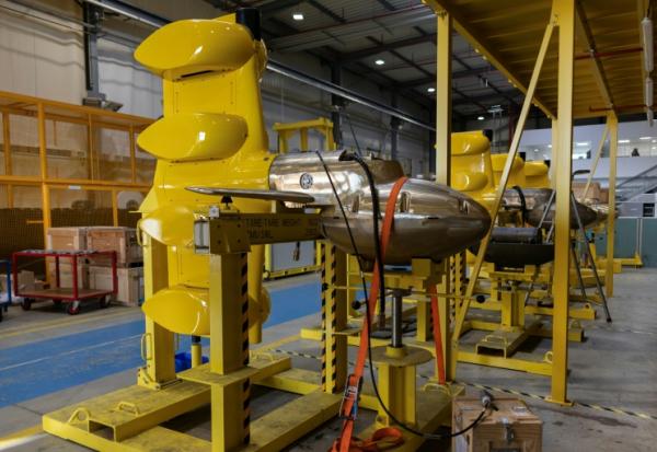 Atelier d'assemblage des sonars Captas de Thales à Brest, le 1er octobre 2025