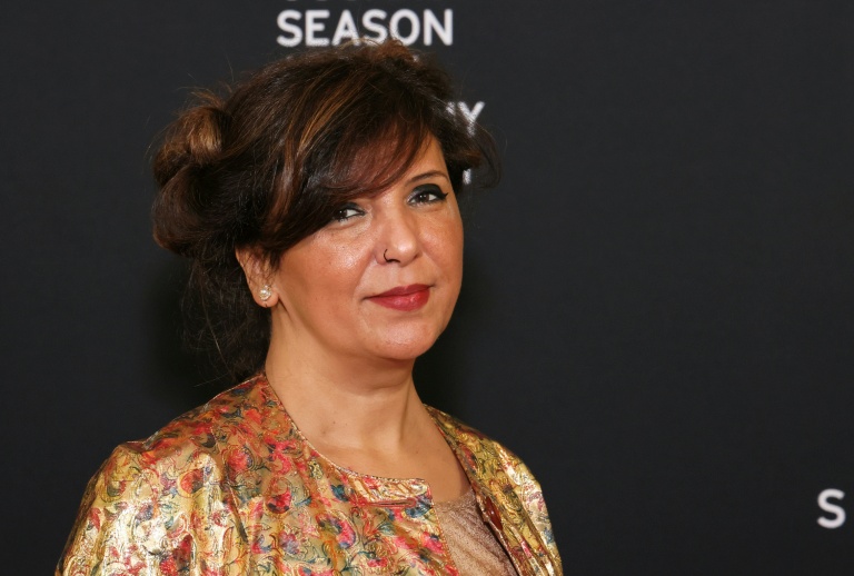 La réalisatrice tunisienne Kaouther Ben Hania pose devant les photographes lors de la 96e Oscar Week à l'Academy Museum of Motion Pictures, à Los Angeles, le 3 mars 2024