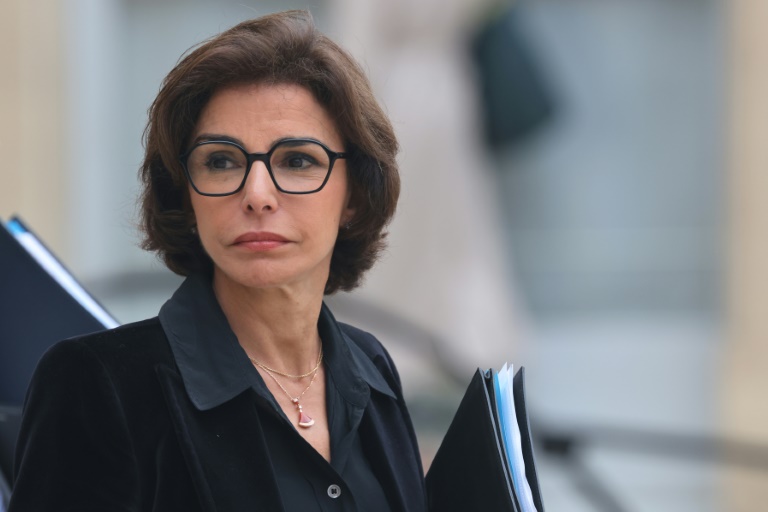 La ministre de la Culture, Rachida Dati à la sortie du Conseil des ministres à l'Elysée, le 3 septembre 2025 à Paris