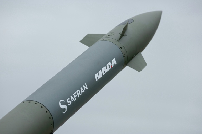 La roquette Thundart de Safran et MBDA présentée au salon du Bourget près de Paris, le 15 juin 2025