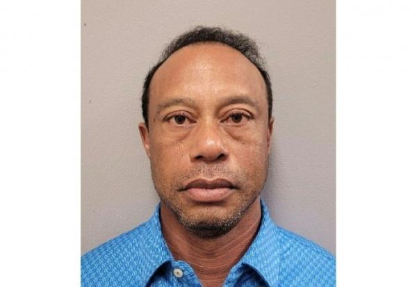 Photo d'indentification judiciaire de Tiger Woods diffusée par le shérif de Matin County, le 27 mars 2026 