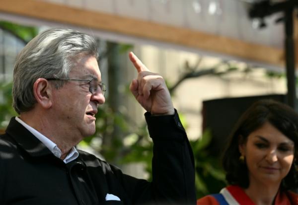 Le leader de La France insoumise Jean-Luc Mélenchon lors d'un rassemblement à l'occasion dela Fête du Travail, le 1er mai 2026 à Paris