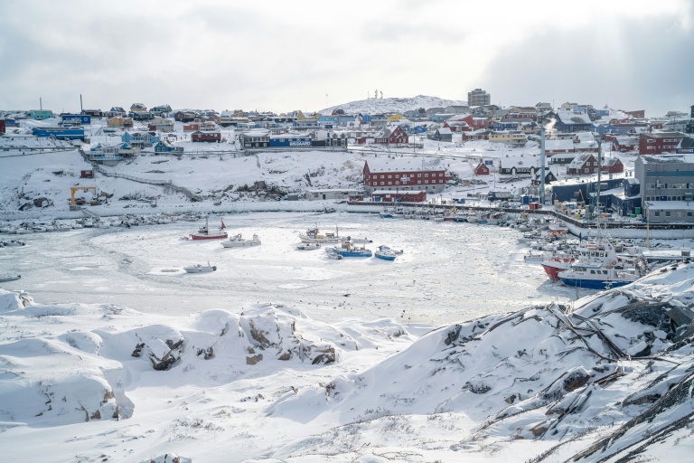 Le port d'Ilulissat pris dans les glaces, au Groenland, le 19 mars 2026