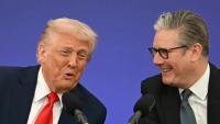 Le président américain Donald Trump et le Premier ministre britannique Keir Starmer lors de la signature de l'accord de coopération technologique à Chequers, en Angleterre, lors de la visite d'Etat de Trump le 18 septembre 2025