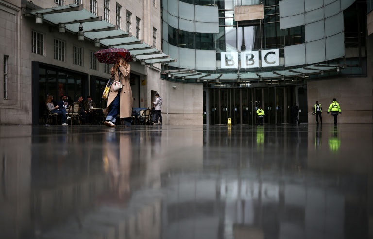 L'entrée des bureaux la BBC à Londres, le 11 novembre 2025