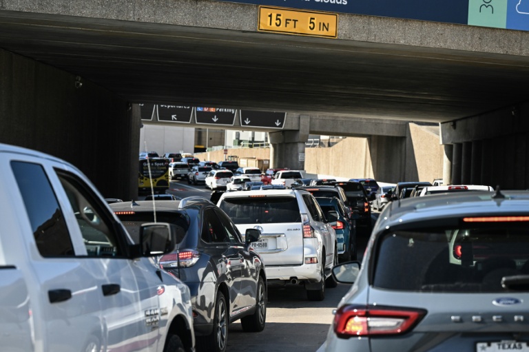 Embouteillage sur une autoroute à Houston, le 26 novembre 2026 au Texas 