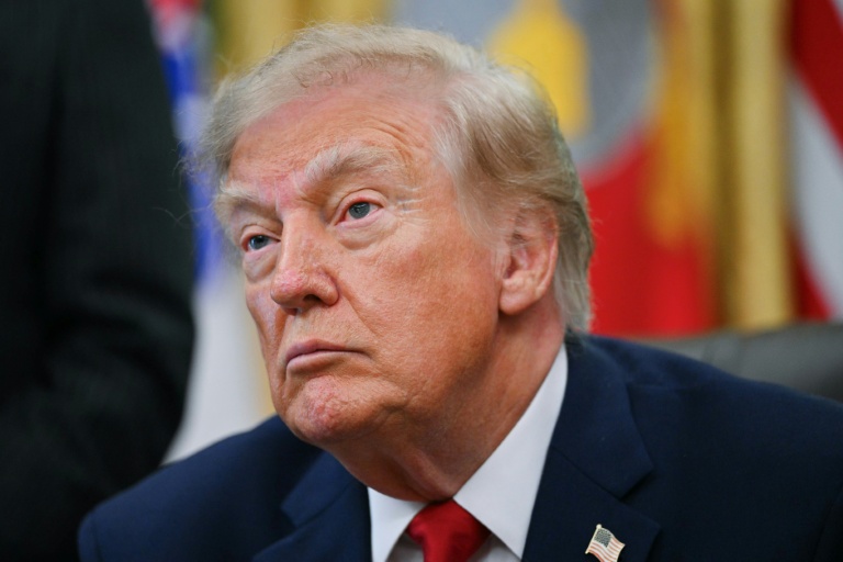 Le président américain Donald Trump dans le Bureau ovale de la Maison Blanche, à Washington, le 7 octobre 2026