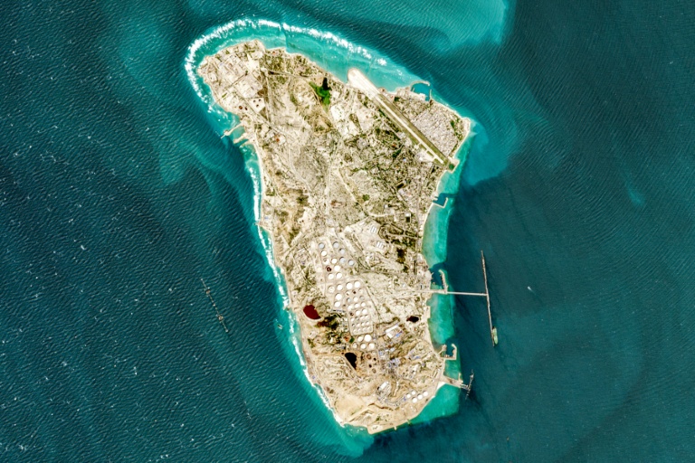 Image satellite de l'île de Kharg, le principal terminal pétrolier de l'Iran, le 2 mars 2026 