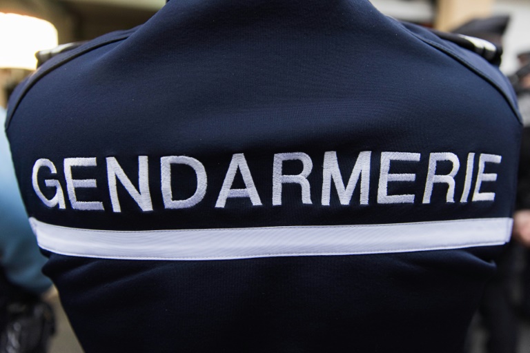 Un trafic de cocaïne opérant pendant plusieurs mois entre la France et le Brésil et impliquant des bagagistes de l'aéroport parisien Roissy-Charles-de-Gaulle a été démantelé et sept personnes ont été mises en examen