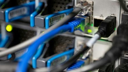 De nombreux sites internet, dont le réseau social X, la plateforme de streaming musicale Spotify et le robot conversationnel ChatGPT, ont connu des perturbations mardi en raison d'un incident technique touchant le fournisseur américain de services en ligne Cloudflare