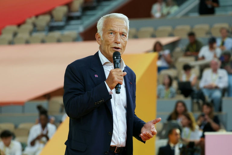 Le président du Medef Patrick Martin avant le début des débats entre sept candidats à la présidentielle organisé par l'organisation patronale, le 27 août 2026 à Paris