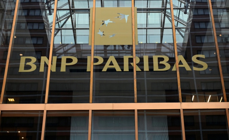 Le jury d'un tribunal civil fédéral de New York a commencé jeudi ses délibérations pour décider si le groupe bancaire français BNP Paribas a contribué à des exactions au Soudan, en facilitant des échanges commerciaux