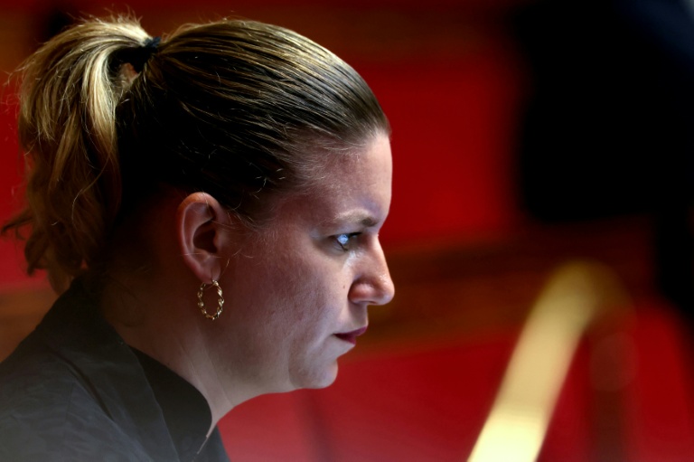 La présidente du groupe LFI à l'Assemblée nationale Mathilde Panot à Paris le 22 octobre 2025