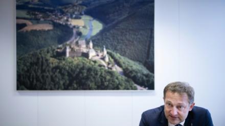 Le commissaire européen à l'Agriculture Christophe Hansen, à Bruxelles le 24 février 2026