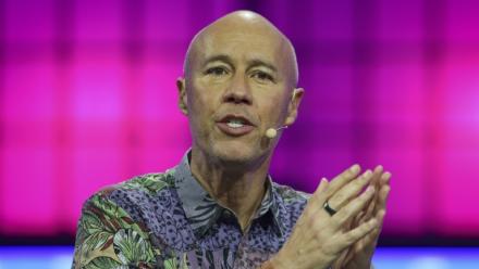 Le directeur de Lyft, David Risher, lors du Web Summit de Lisbonne, le 12 novembre 2025