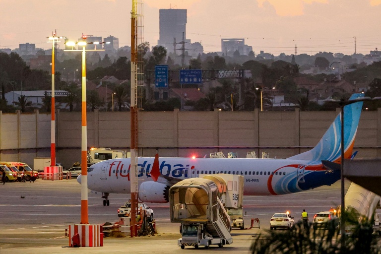 Le Boeing 737 MAX 8 de flydubai sur le tarmac de l'aéroport de Tel Aviv, le 30 septembre 2026