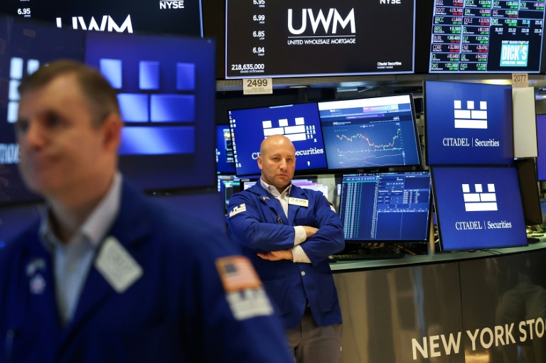 Des opérateurs à la Bourse de New York le 15 septembre 2025