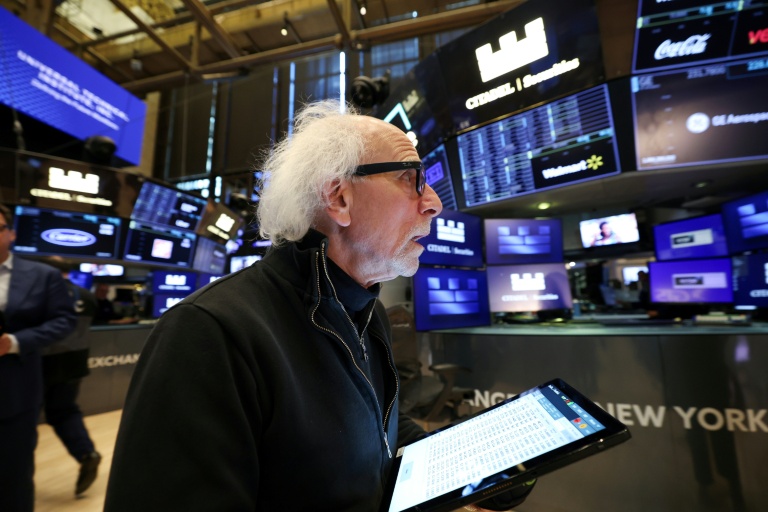 Un opérateur à la Bourse de New York, le 19 mai 2025.