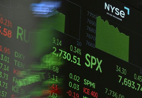 Un écran à la Bourse de New York, le 19 octobre 2026