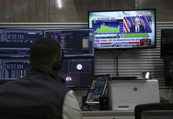 Un opérateur à la Bourse de New York, le 18 mars 2026