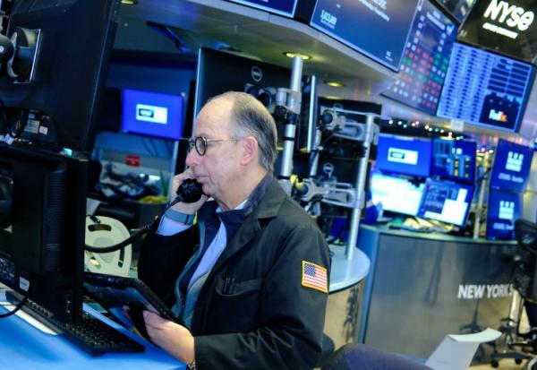 Un opérateur à la Bourse de New York le 16 décembre 2025